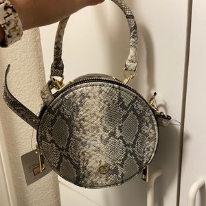 Guess Small Crossbody